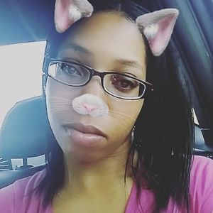 Meet your Posher, Shanika